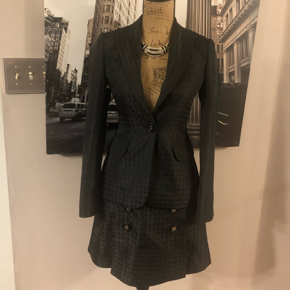 Women’s Suit